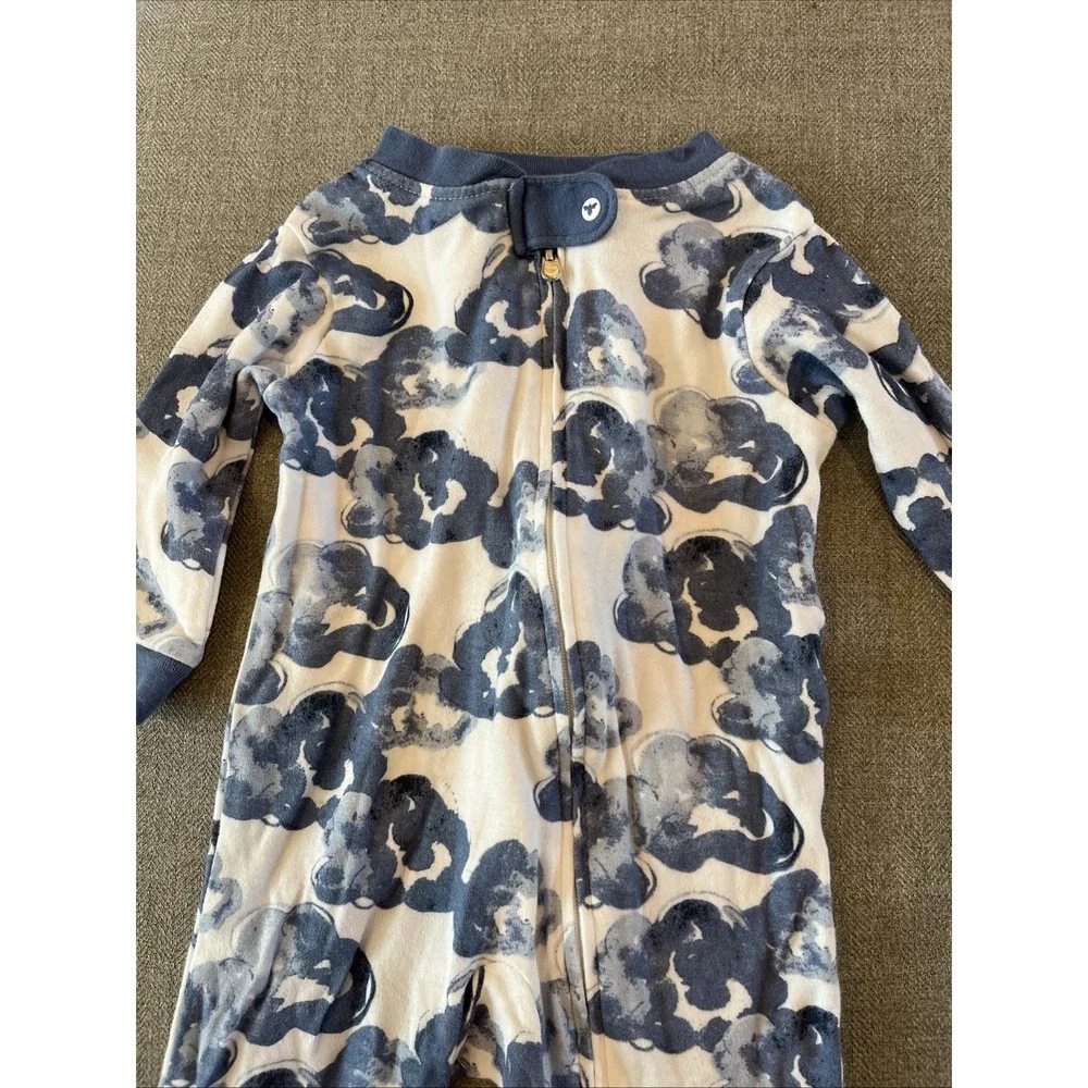 Burt's Bees Baby Blue Clouds Unisex Organic Cotton Footed Pajamas 6-9 monthS